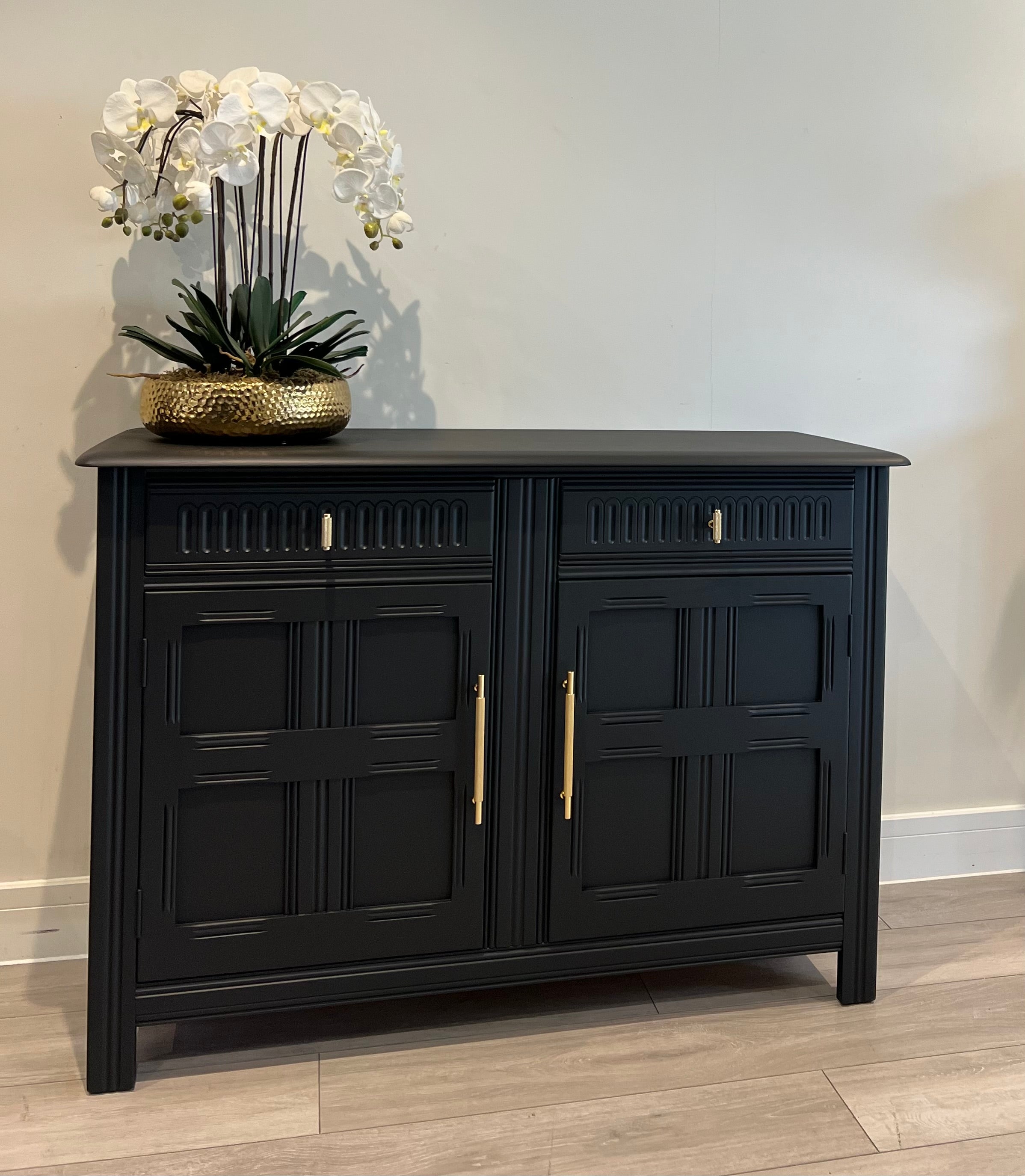 Sideboard – 3 Sizes Available | Bespoke Colour & Handle Options