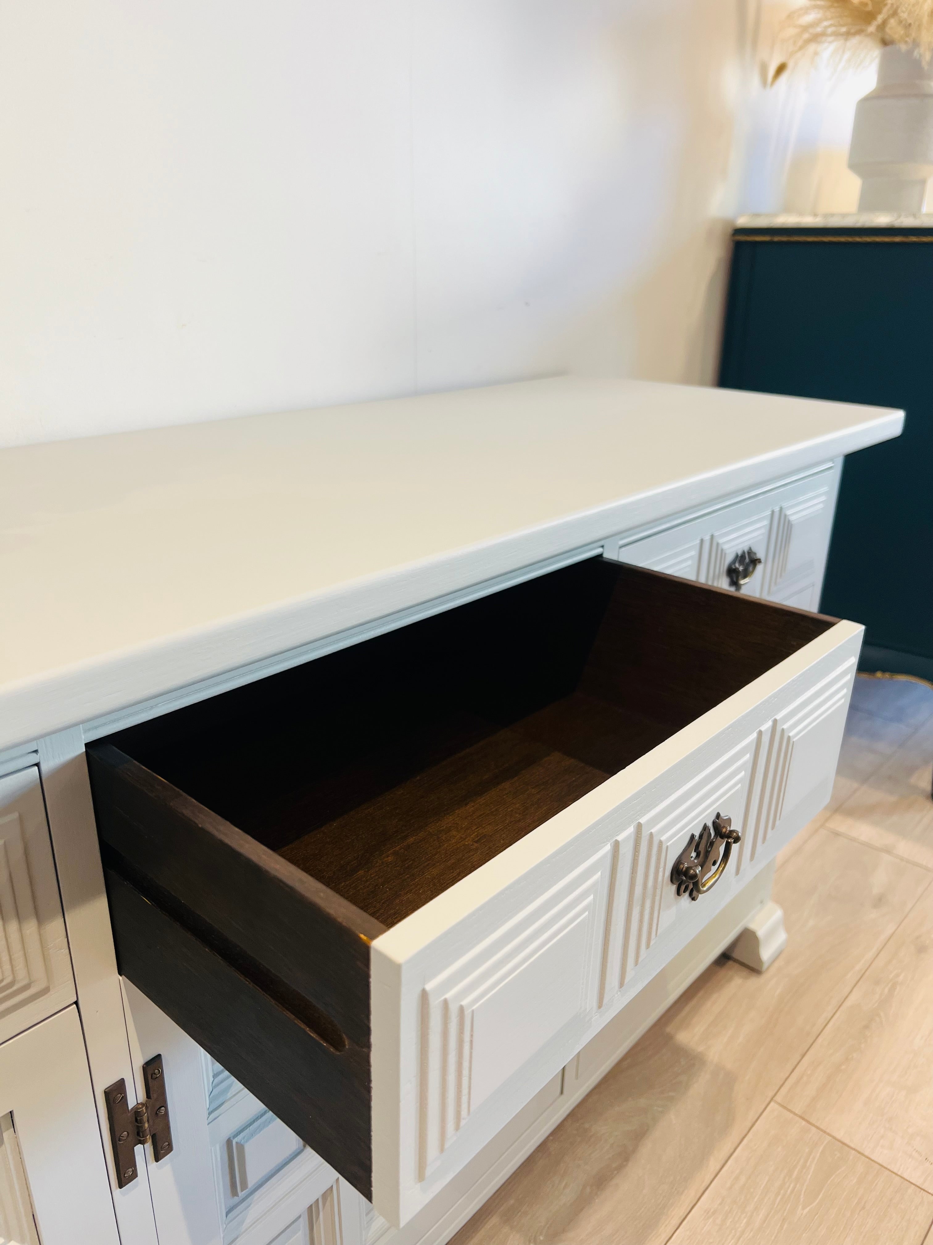 Sideboard – Classic Wood Furniture, Bespoke Handles
